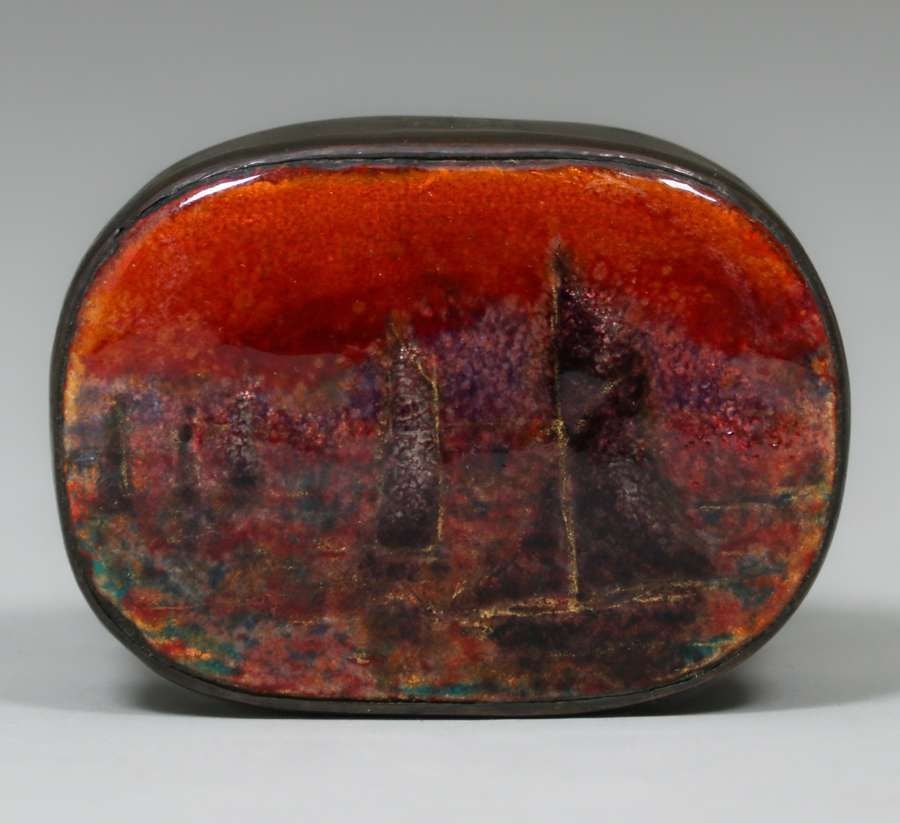 Boston Arts & Crafts Copper & Enamel Sail Boats Match Box c1905: Boston Arts & Crafts Copper & Enamel Sail Boats Match Box c1905. Unsigned. Excellent original patina. 3" x 2" x 1"h FREE NATIONWIDE SHIPPINGFree Nationwide Shipping within the lower 48 states for