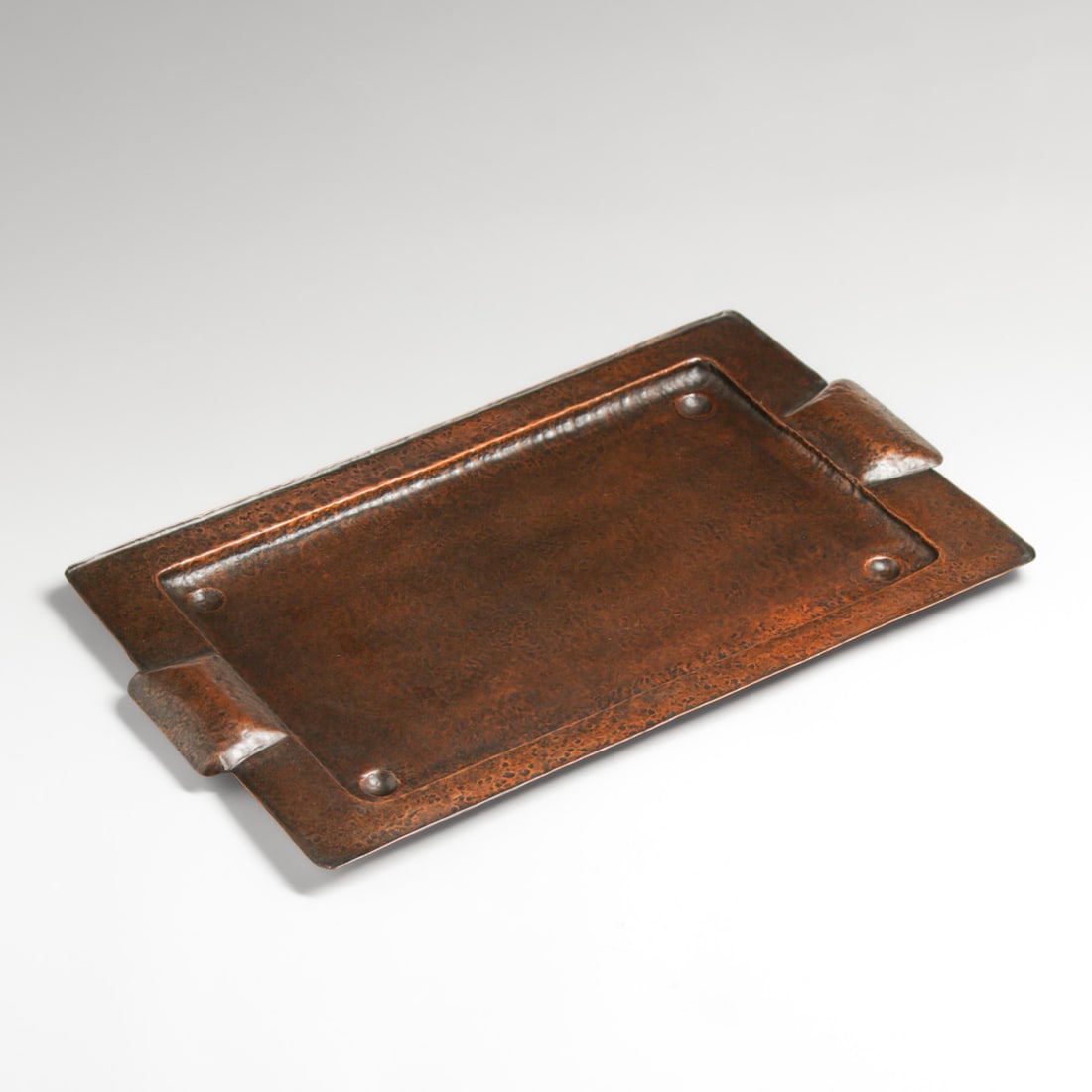 Arts & Crafts Period Hammered Copper Two-Handled Serving Tray c1910 (1 of 4)