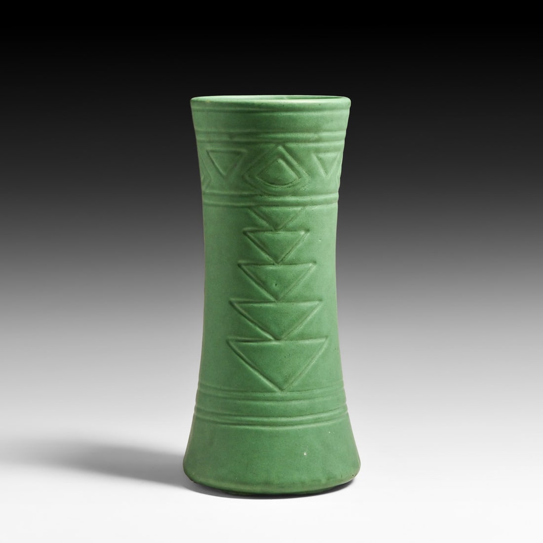 Weller Pottery Bedford Matte Green Corseted Vase c1910: Weller Pottery Bedford Matte Green Corseted Vase c1910. Signed. Perfect condition. 10"h x 4.25"d FREE NATIONWIDE SHIPPING Free Nationwide Shipping within the lower 48 states for all purchases at our T