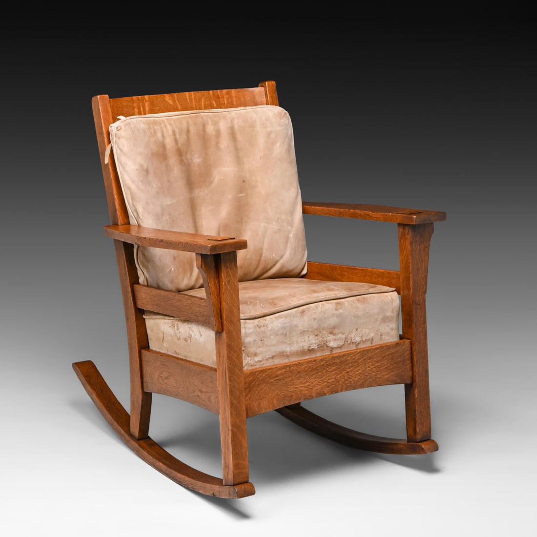 Grand Rapids Oak Rocker c1910: Grand Rapids Oak Rocker c1910. Unsigned. Excellent original finish. 35"h x 28"w x 34"d FREE NATIONWIDE SHIPPINGFree Nationwide Shipping within the lower 48 states for all purchases at our Two-Day