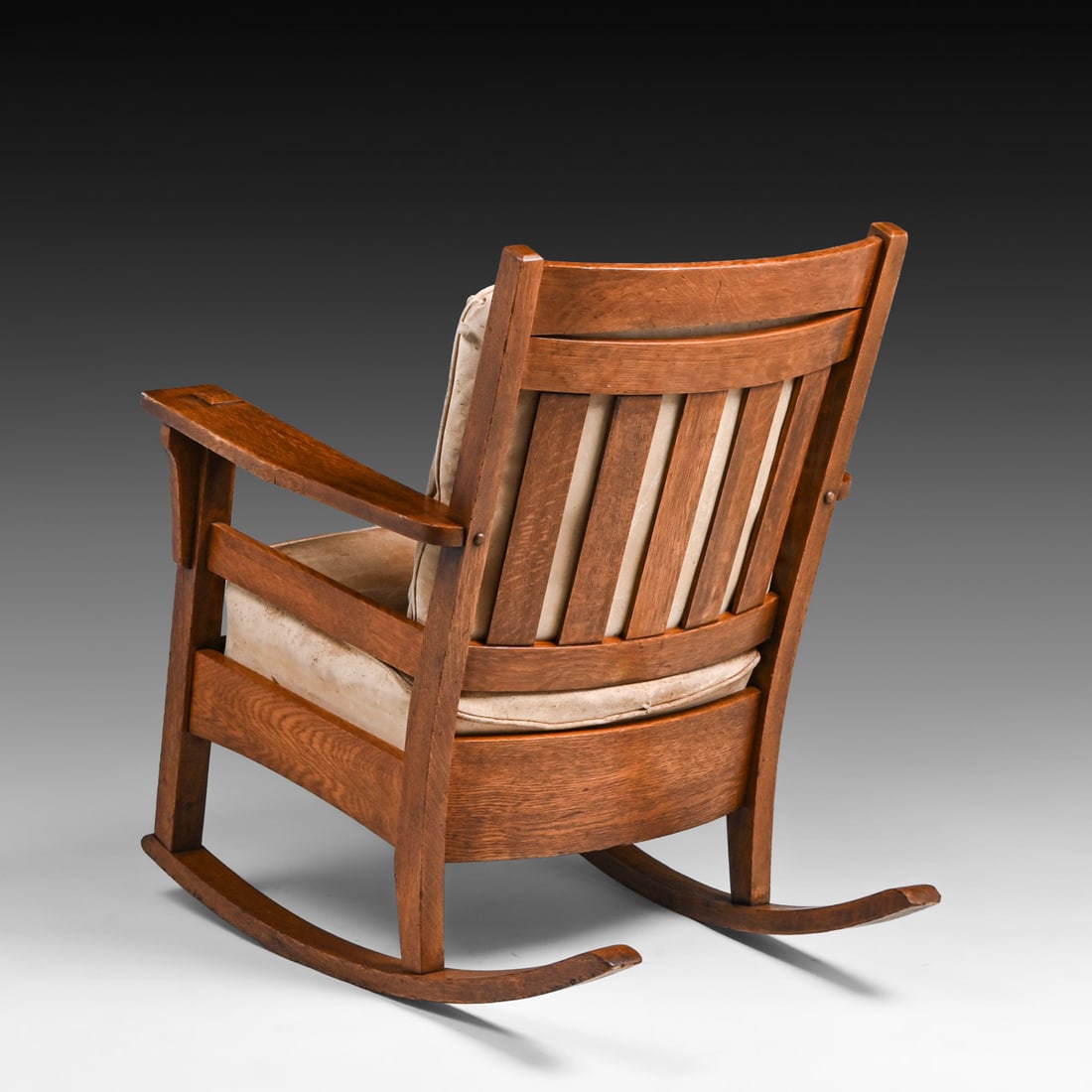 Grand Rapids Oak Rocker c1910 - 3