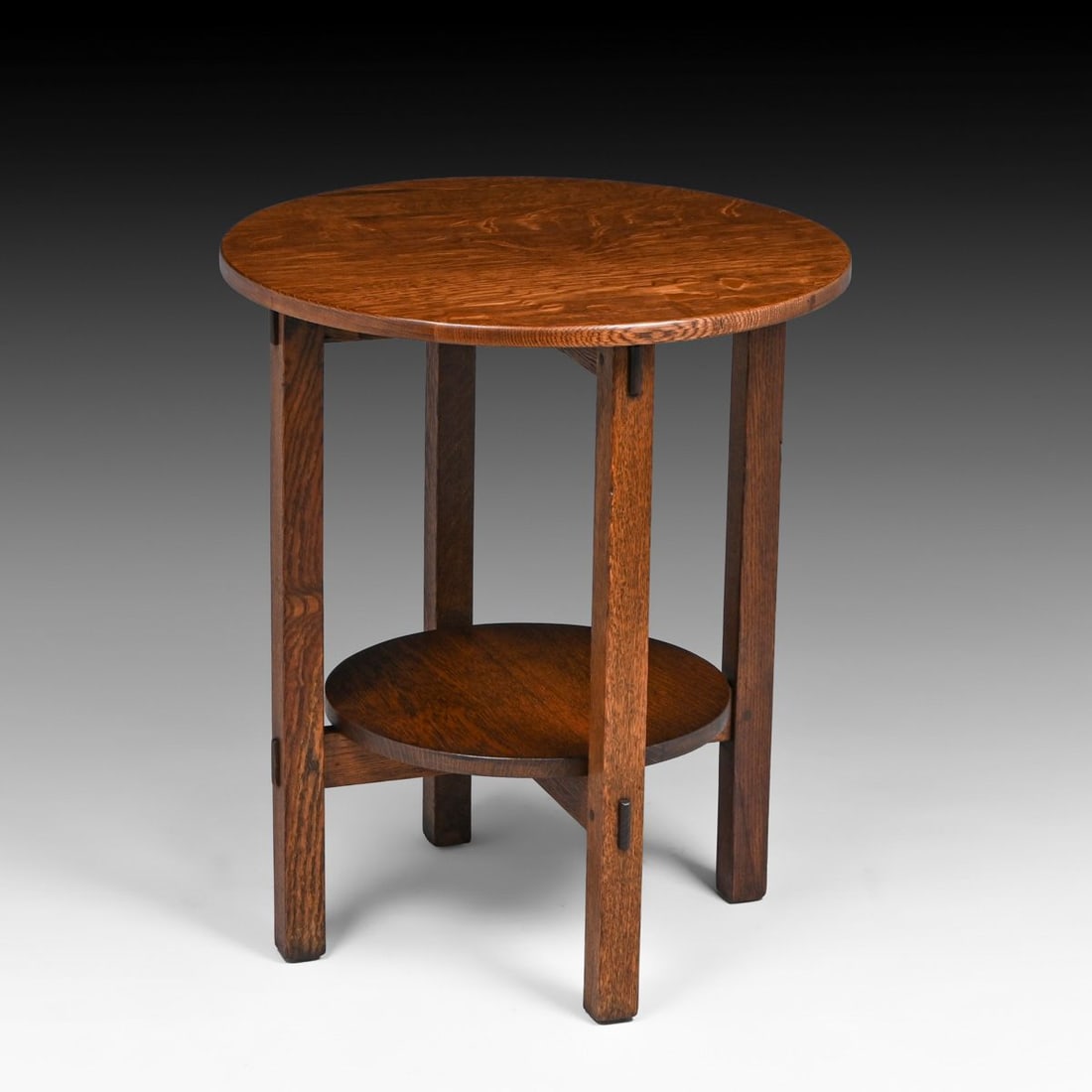 Charles Stickley 24"d Oak Lamp Table c1910 - 2