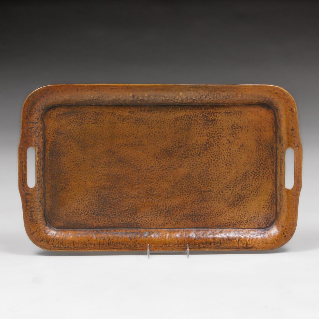 Arts & Crafts Period Hammered Copper Two-Handled Cutout Tray c1910: Arts & Crafts Period Hammered Copper Two-Handled Cutout Tray c1910. Unsigned. Excellent original patina. 26.5" x 15.5" FREE NATIONWIDE SHIPPING Free Nationwide Shipping within the lower 48 states for