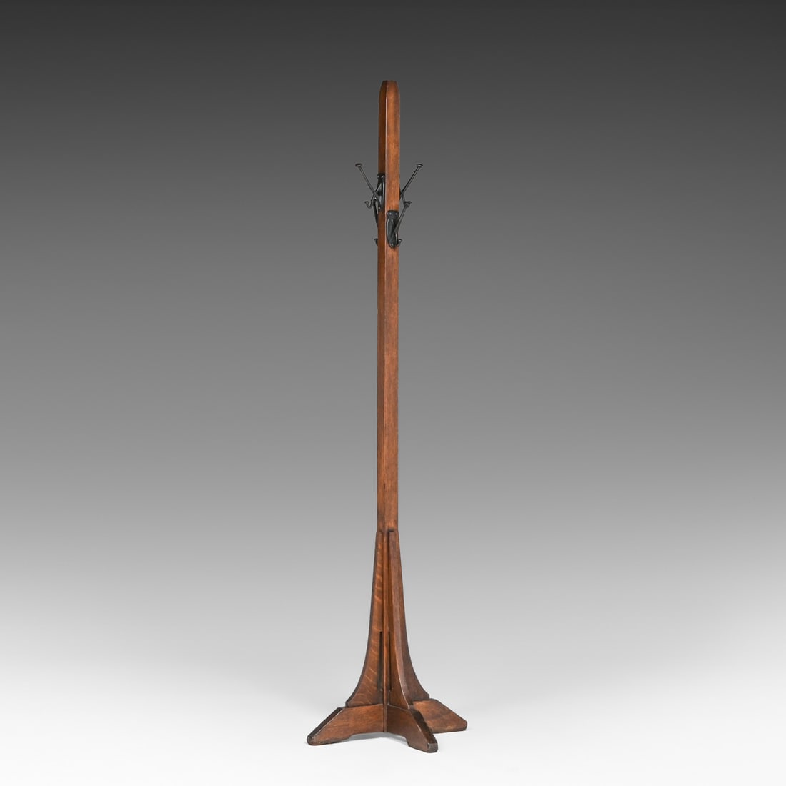 Grand Rapids Oak Cutout Single Coatrack c1910 (1 of 5)
