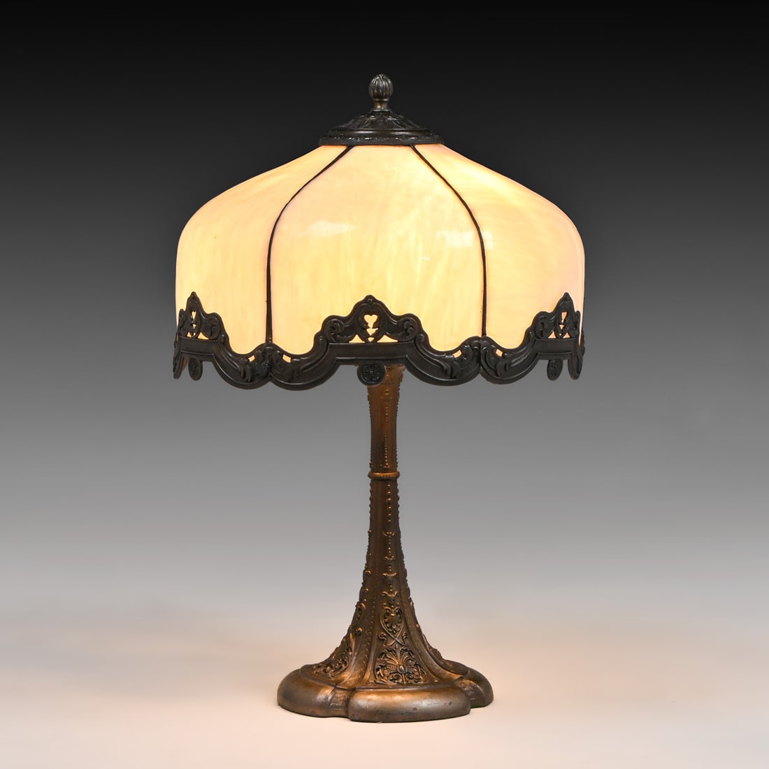 Bradley & Hubbard Curved Glass Panel Lamp c1910 (1 of 7)