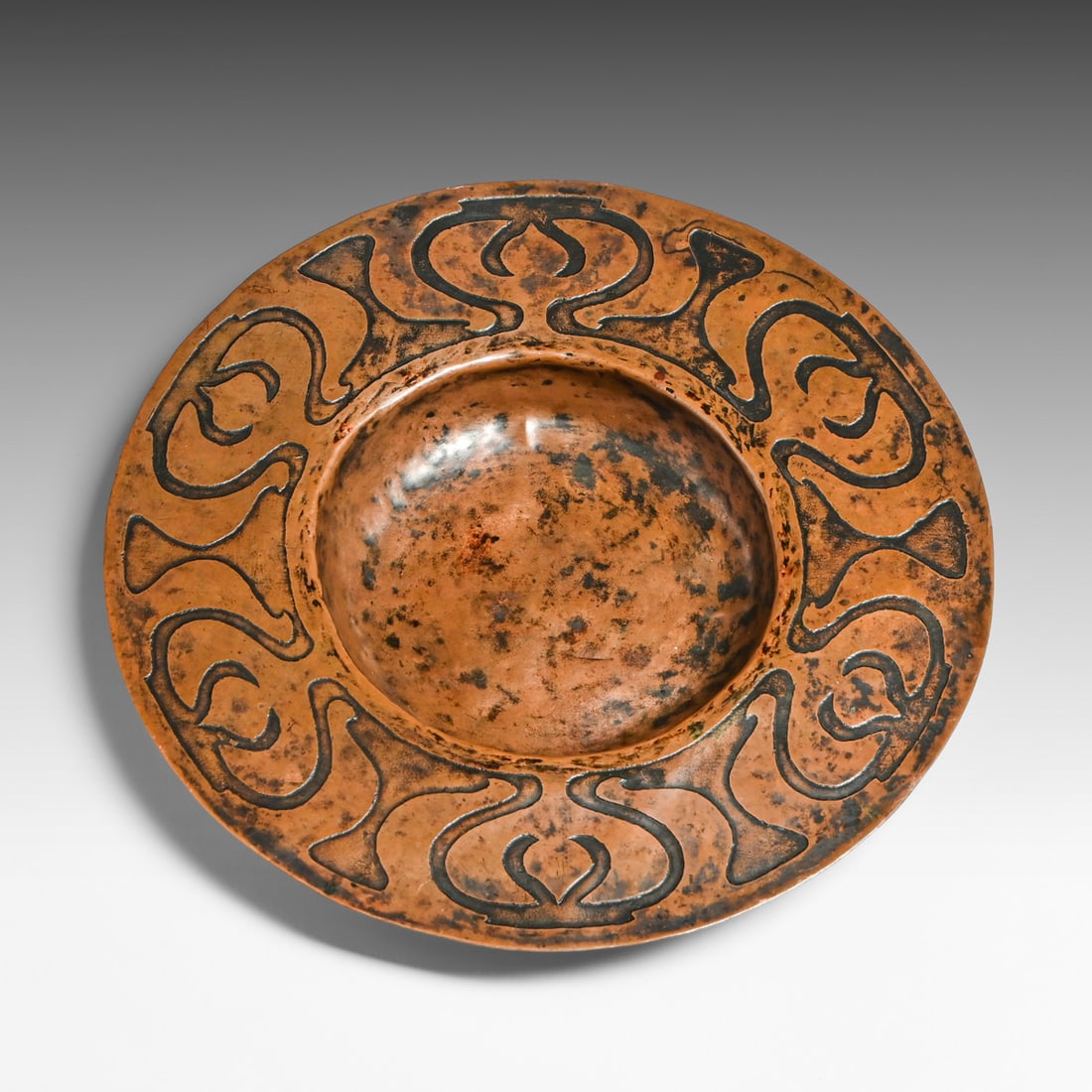 Arts & Crafts Period Hammered Copper Acid-Etched Tray c1910s (1 of 4)