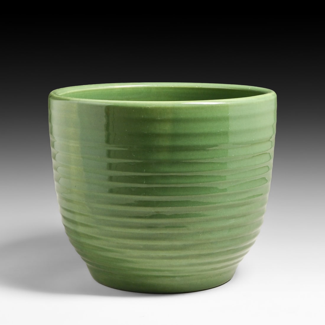 Bauer Jade Green RIngware Jardiniere c1930s: Bauer Jade Green RIngware Jardiniere c1930s. Signed only with impressed "10." Light surface scuffs and drain plug removed, otherwise perfect condition. 10.75"h x 12.5"d FREE NATIONWIDE SHIPPING Free N