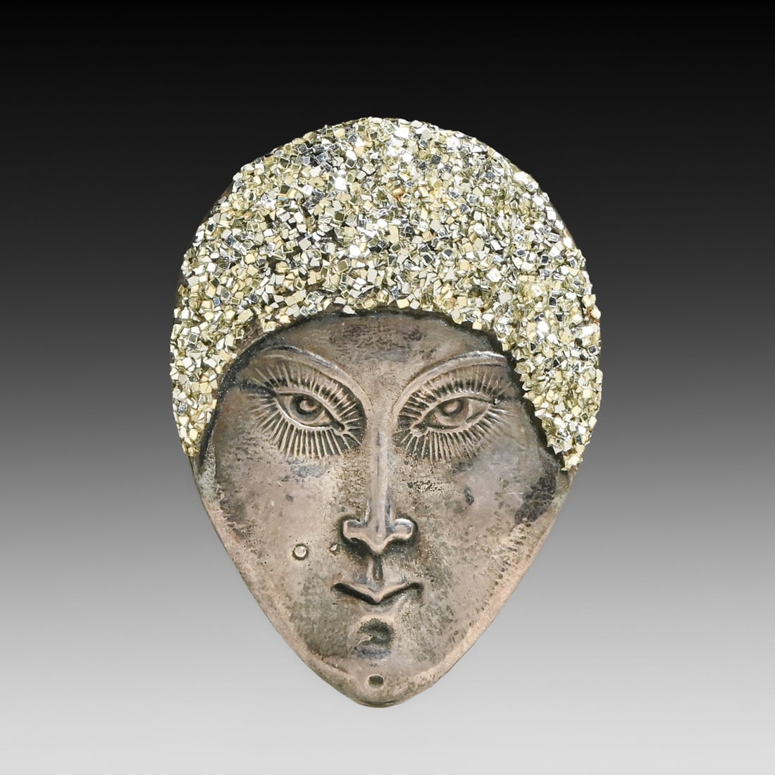 Vintage Butler & Wilson Sterling Silver & Pyrite Art Deco Mask Brooch 1989: Vintage Butler & Wilson Sterling Silver & Pyrite Art Deco Mask Brooch 1989. Signed. 2.25"h x 1.75"w FREE NATIONWIDE SHIPPING Free Nationwide Shipping within the lower 48 states for all purchases at