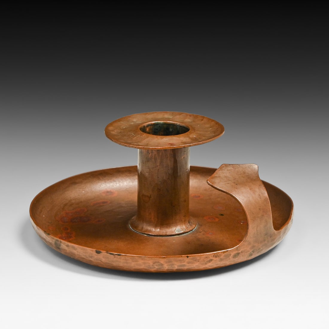 Karl Kipp Hammered Copper Candlestick c1915: Karl Kipp Hammered Copper Candlestick c1915. Signed. Spotted and aged patina. 4.5"w x 2"h FREE NATIONWIDE SHIPPING Free Nationwide Shipping within the lower 48 states for all purchases at our Two-Day