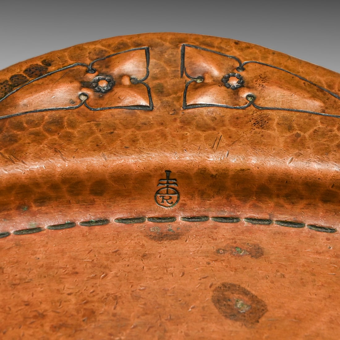 Roycroft Hammered Copper Crumber Set c1920s - 2