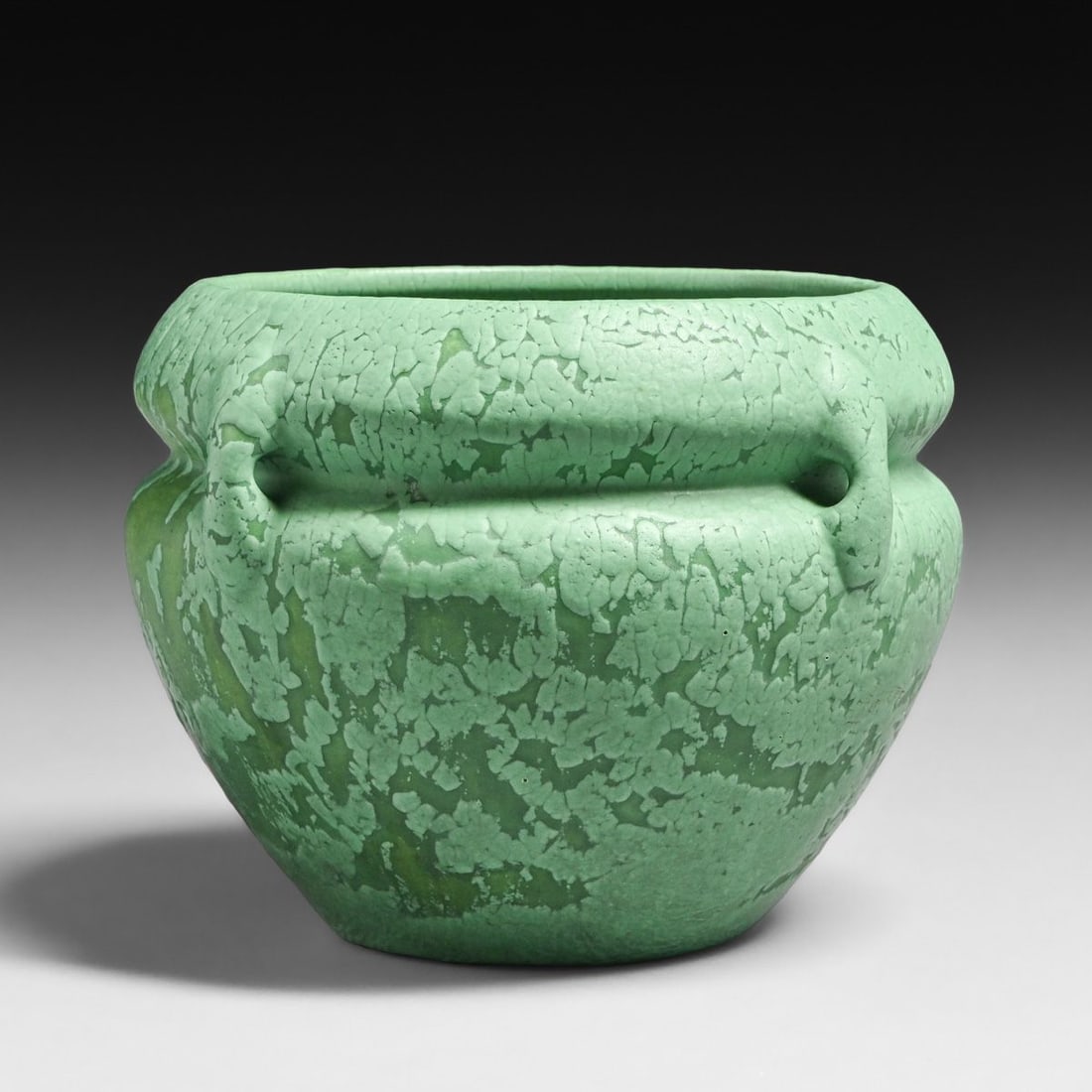 Roseville Chloron Matte Green Jardiniere c1905: Roseville Chloron Matte Green Jardiniere c1905. Unsigned. Perfect condition. 7"d x 6"h FREE NATIONWIDE SHIPPING Free Nationwide Shipping within the lower 48 states for all purchases at our Two-Day