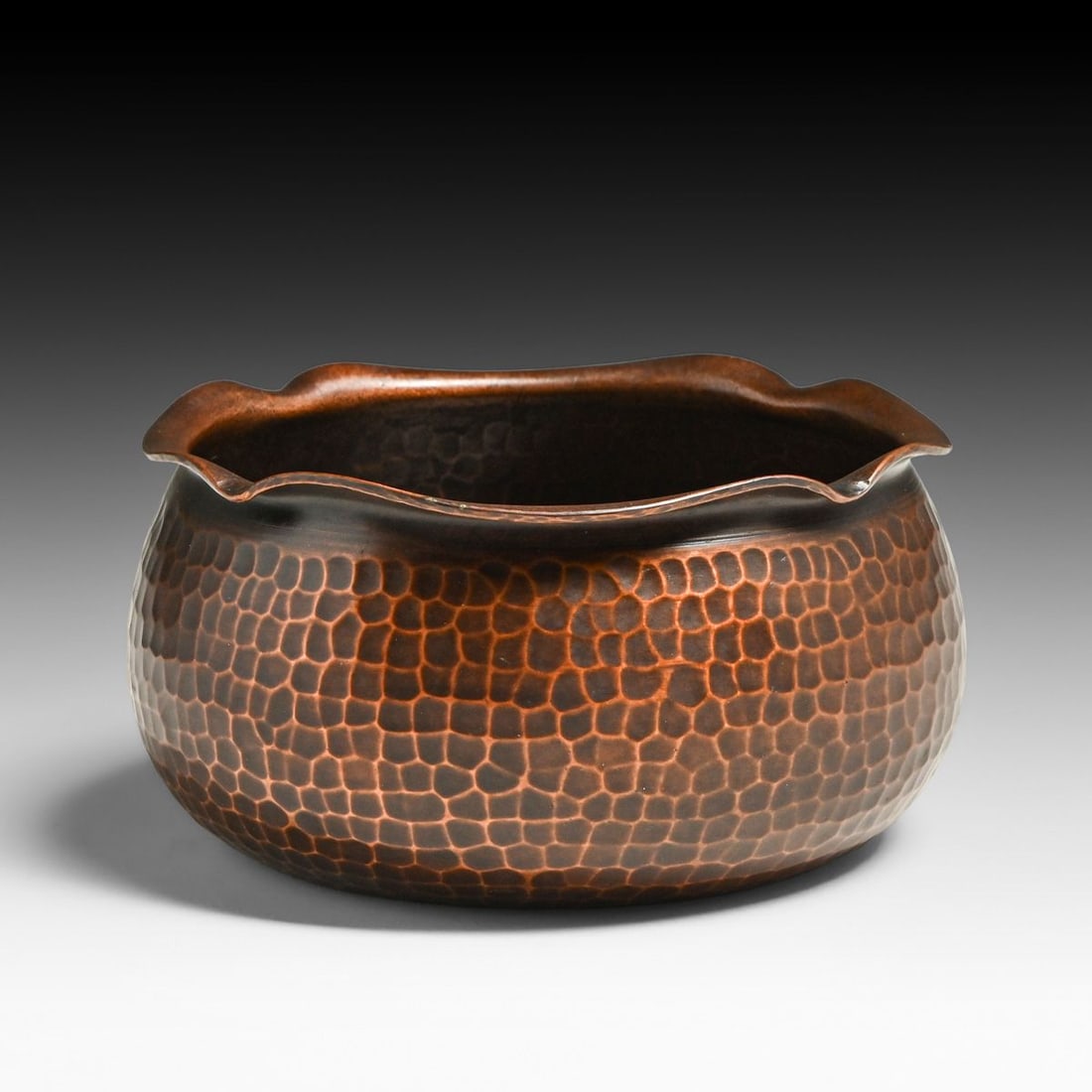 Roycroft Hammered Copper Ruffled Rim Bowl c1920s (1 of 4)