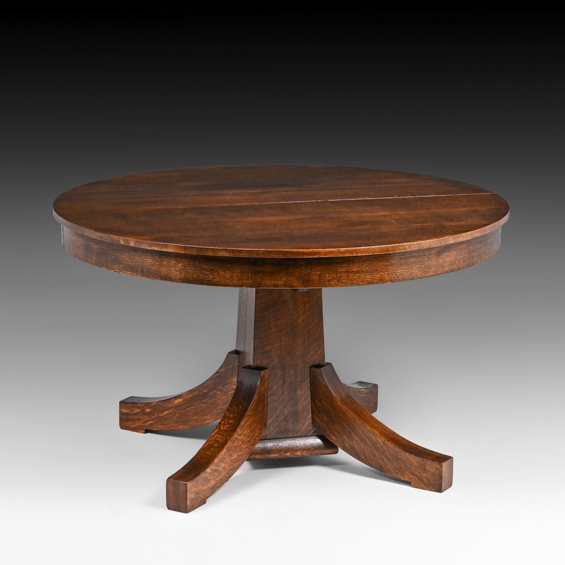 Grand Rapids 48"d Oak Dining Table c1910 - 3