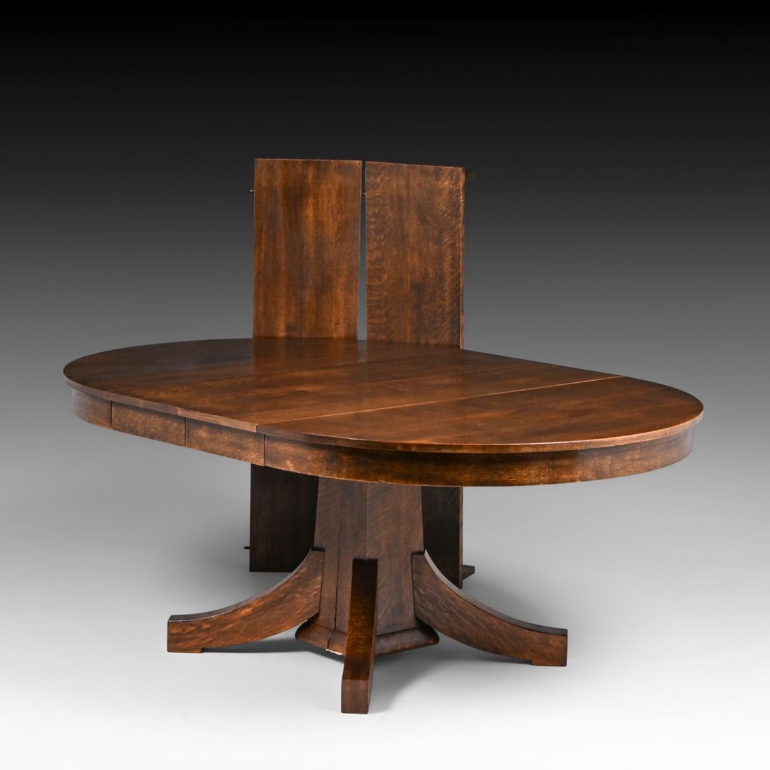 Grand Rapids 48"d Oak Dining Table c1910 - 4