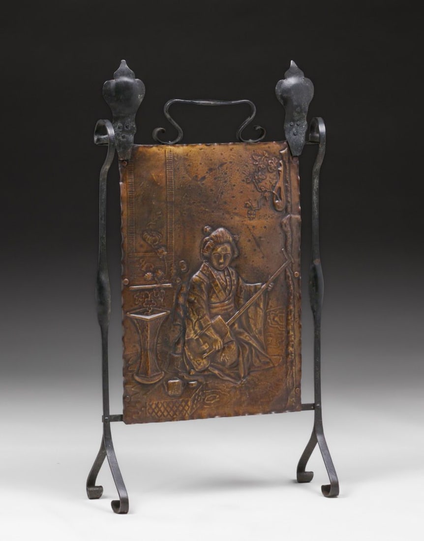 English Arts & Crafts Japonesque Repousse Hammered Copper & Iron Fire Screen c1900 (1 of 5)