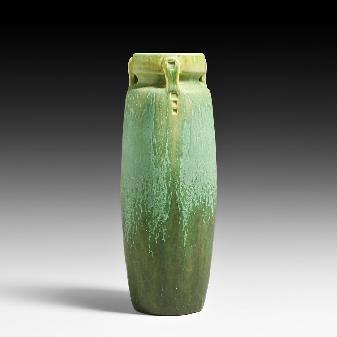 Door Pottery Scott Draves Arts & Crafts Revival Three-Handled Matte Green 2013: Door Pottery Scott Draves Arts & Crafts Revival Three-Handled Matte Green 2013. Signed. Perfect condition. 10"h x 3"d FREE NATIONWIDE SHIPPING Free Nationwide Shipping within the lower 48 states for