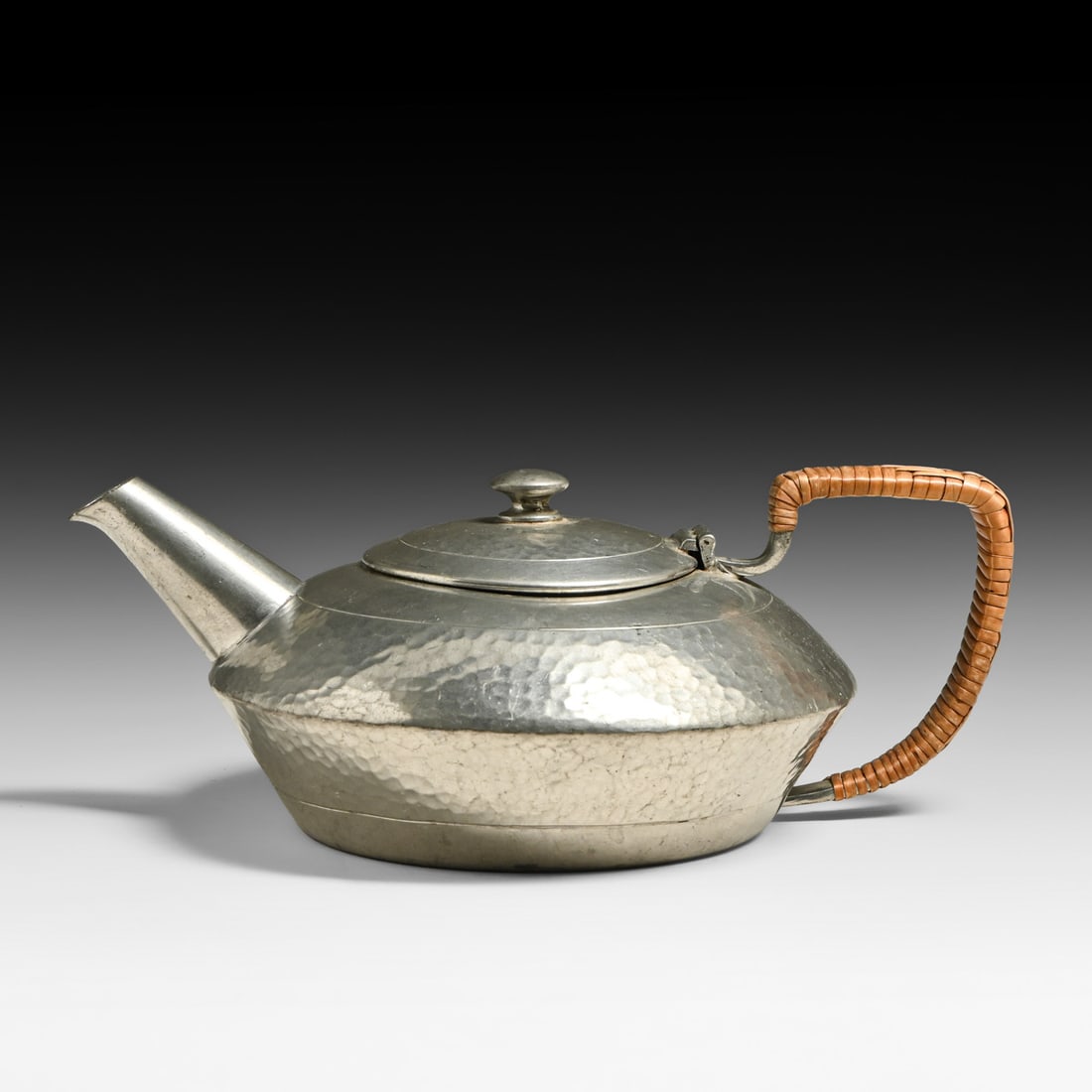 Liberty & Co Tudric Hammered Pewter Teapot c1900s (1 of 7)