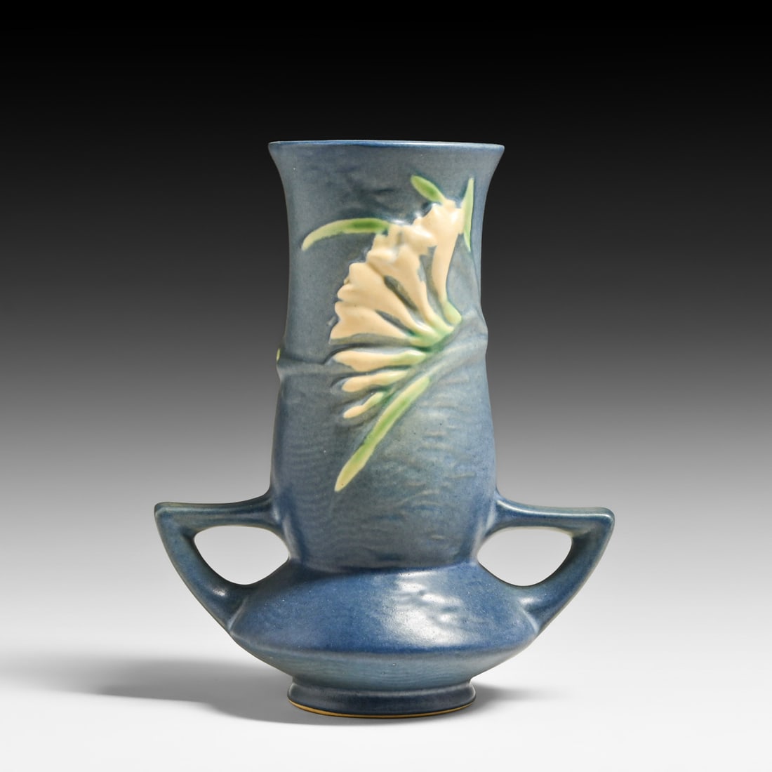 Roseville Pottery Blue Freesia Two-Handled Vase c1945: Roseville Pottery Blue Freesia Two-Handled Vase c1945. Signed. Perfect condition. 7.75"h x 6"w FREE NATIONWIDE SHIPPING Free Nationwide Shipping within the lower 48 states for all purchases at our