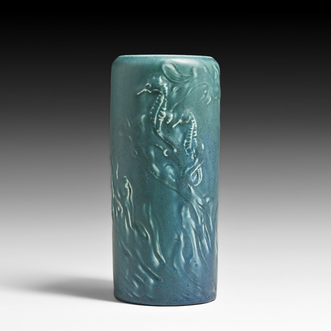 Rookwood Pottery #2176 Matte Blue Seahorse Vase 1915: Rookwood Pottery #2176 Matte Blue Seahorse Vase 1915. Signed. Perfect condition. 8.5"h x 3.75"d FREE NATIONWIDE SHIPPING Free Nationwide Shipping within the lower 48 states for all purchases at our