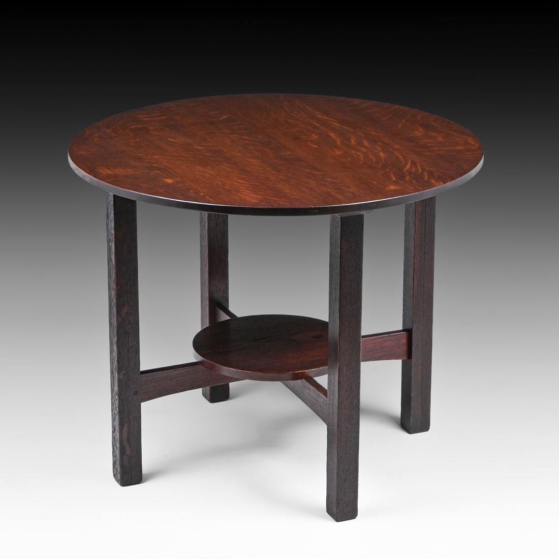 L&JG Stickley 36"d Oak Lamp Table c1910 (1 of 3)