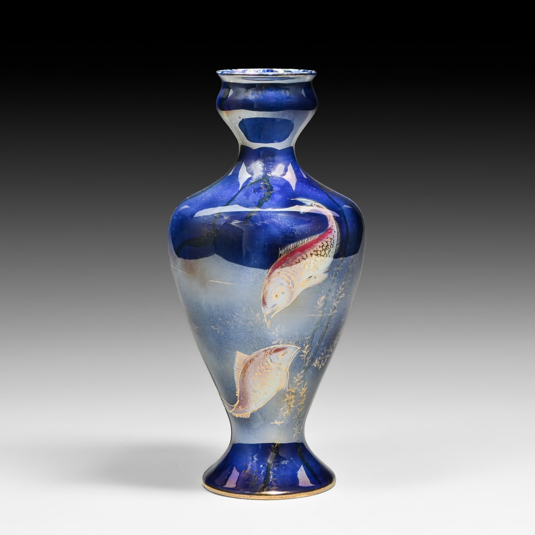 Ernst Wahliss Wien Art Nouveau Iridescent Fish Motif Baluster Vase c1900: Ernst Wahliss Wien Art Nouveau Iridescent Fish Motif Baluster Vase c1900. Signed. Perfect condition. 11"h x 5.25"d FREE NATIONWIDE SHIPPING Free Nationwide Shipping within the lower 48 states for all 