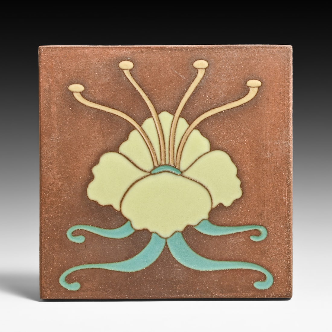 Arts & Crafts Period Repousse Hammered Copper Sheep Bookends c1920: Arts & Crafts Period Repousse Hammered Copper Sheep Bookends c1920. Unsigned. Excellent original patina. 7.75"h x 5.75"w FREE NATIONWIDE SHIPPING Free Nationwide Shipping within the lower 48 states