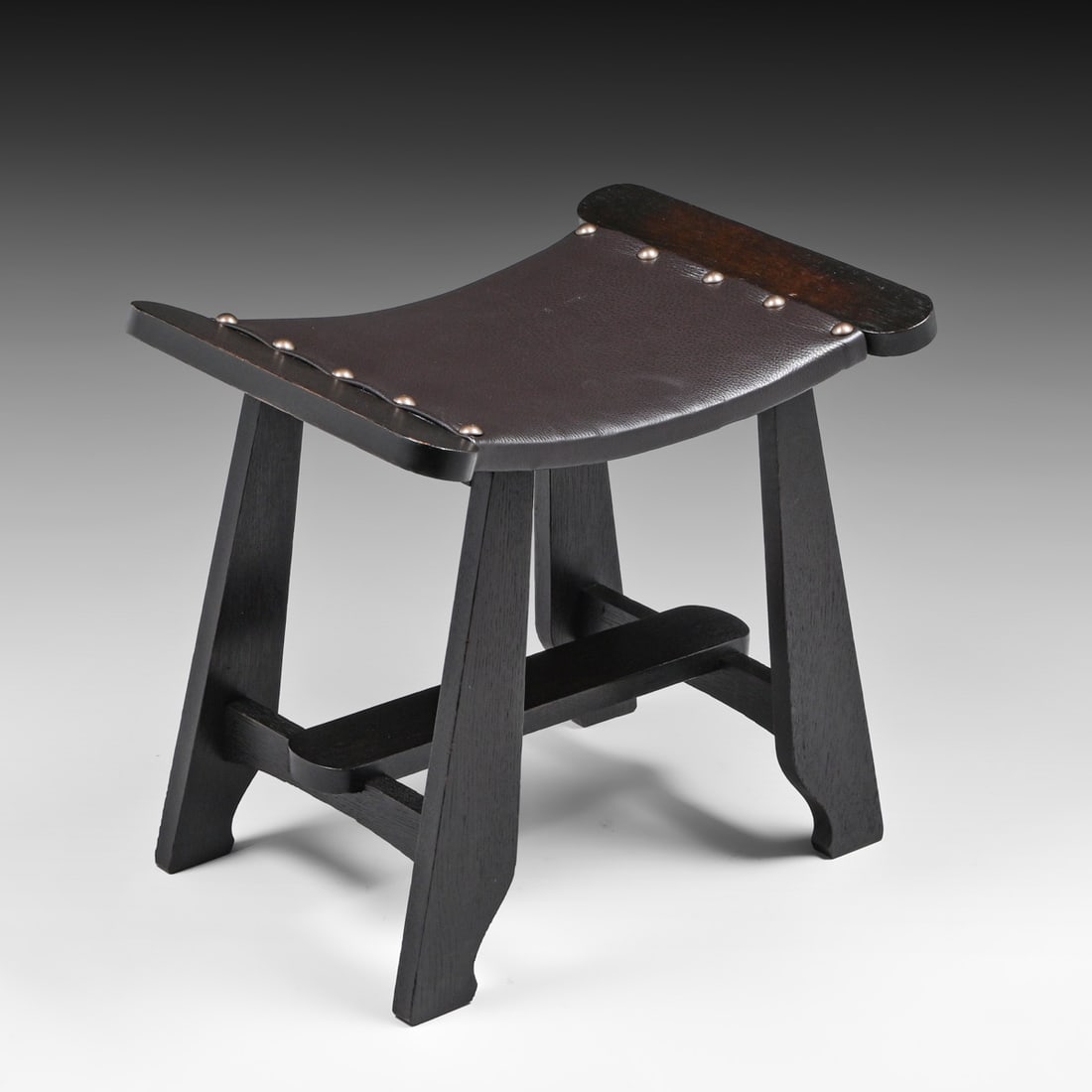 Michigan Chair Oak Oak Stool c1910 - 2