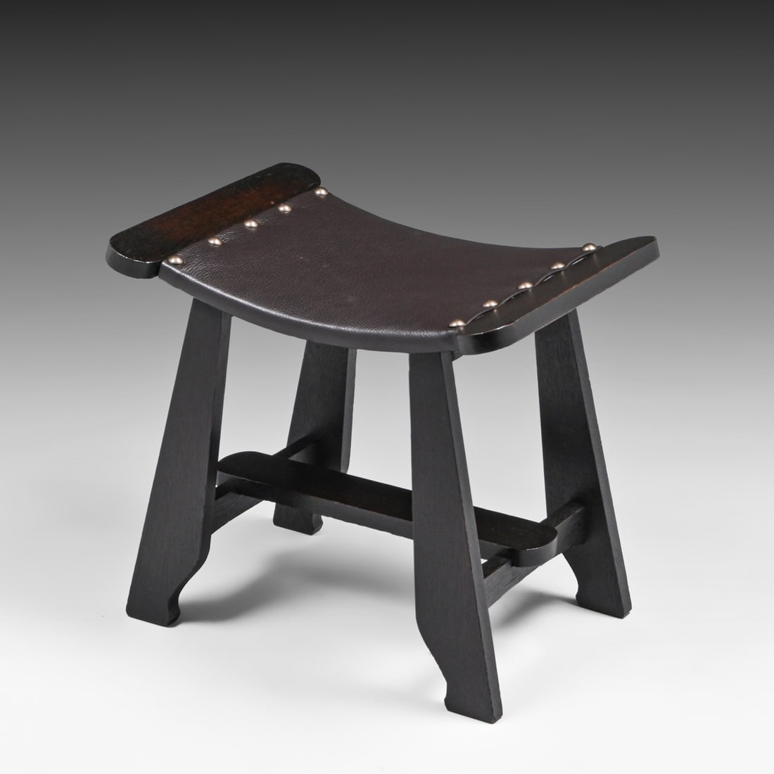 Michigan Chair Oak Oak Stool c1910 - 3
