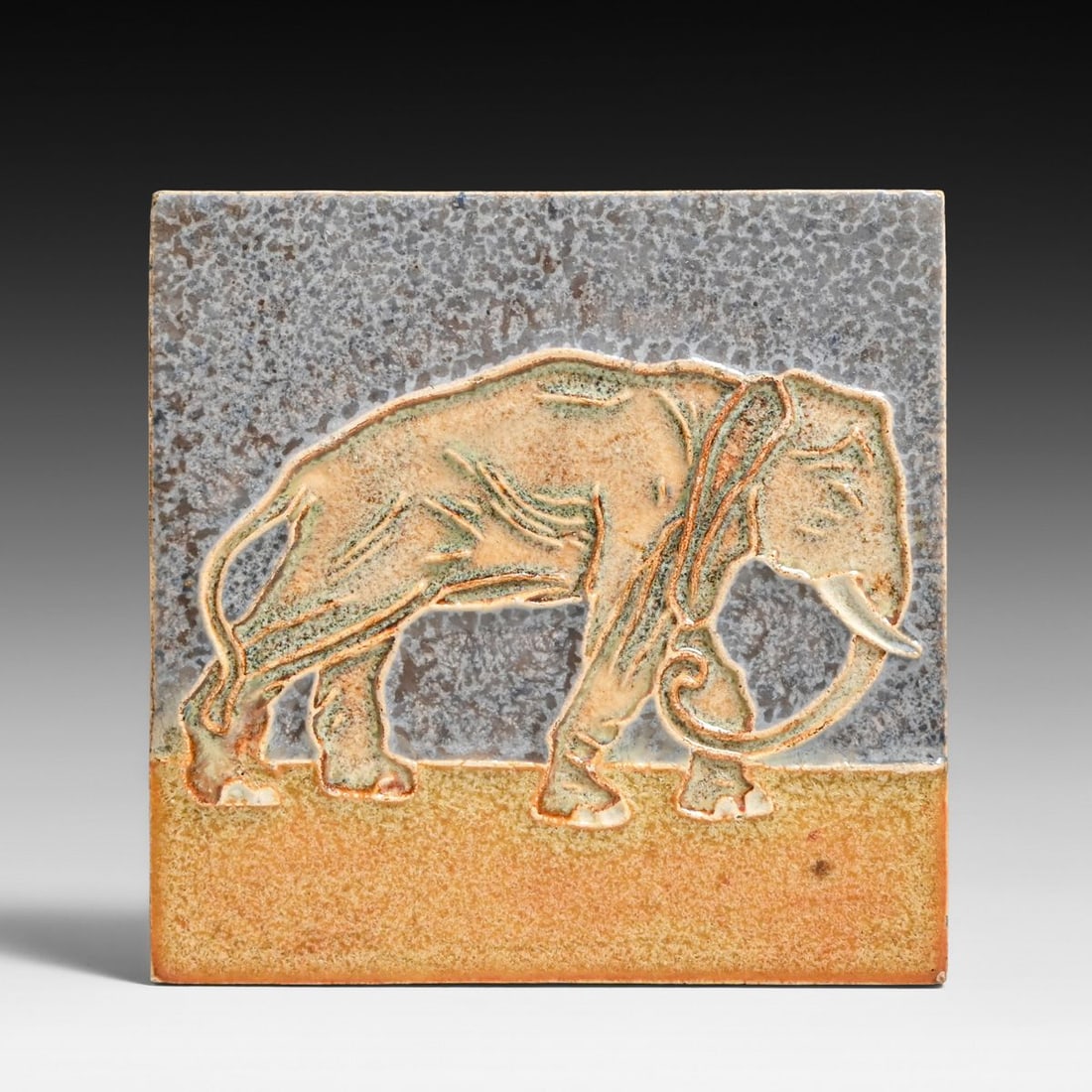 Royal Delft Elephant Tile c1910: Royal Delft Elephant Tile c1910. Unsigned. Perfect condition. 4.25" x 4.25" FREE NATIONWIDE SHIPPING Free Nationwide Shipping within the lower 48 states for all purchases at our Two-Day Auction. Small