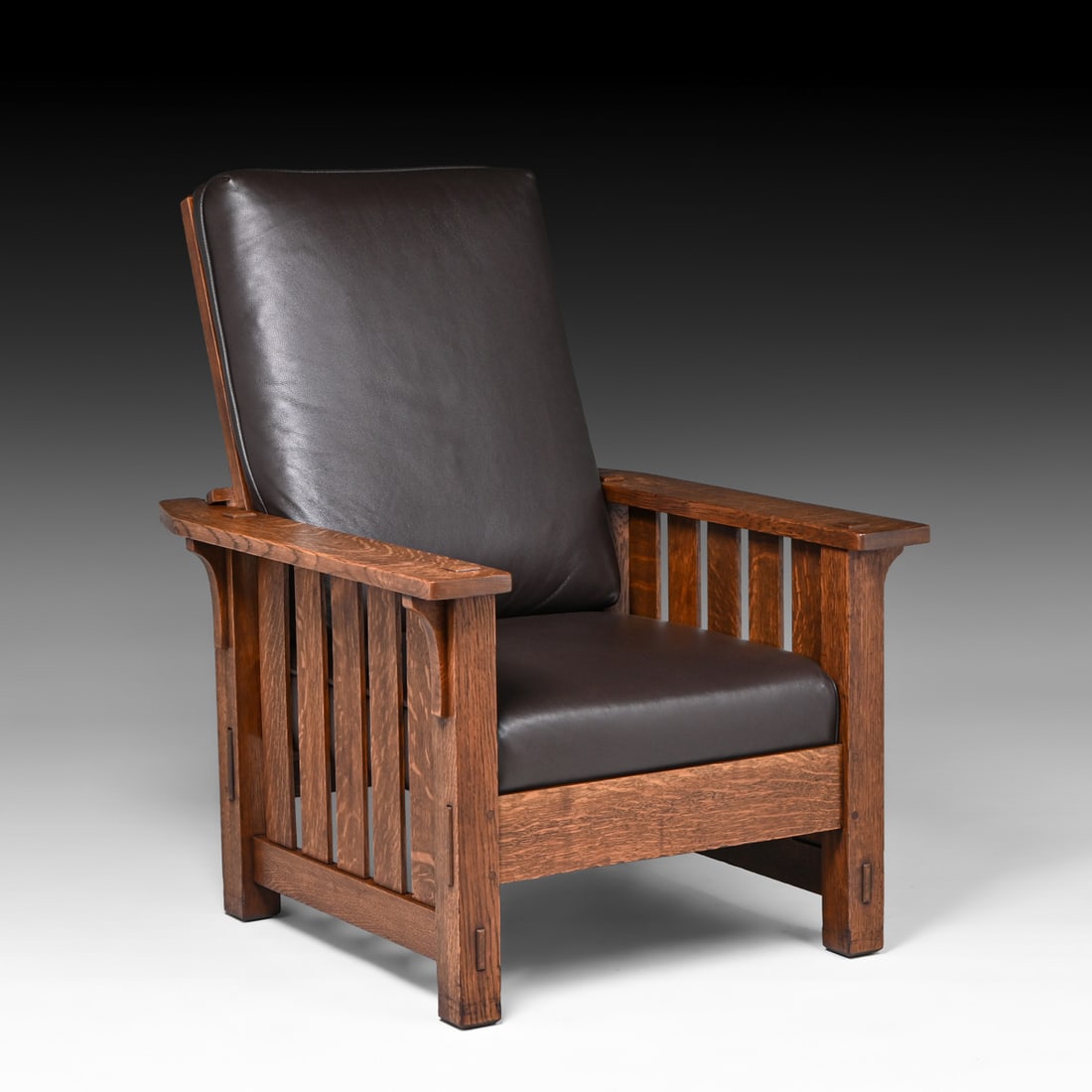 L&JG Stickley #498 Slatted Morris Chair c1910 (1 of 3)