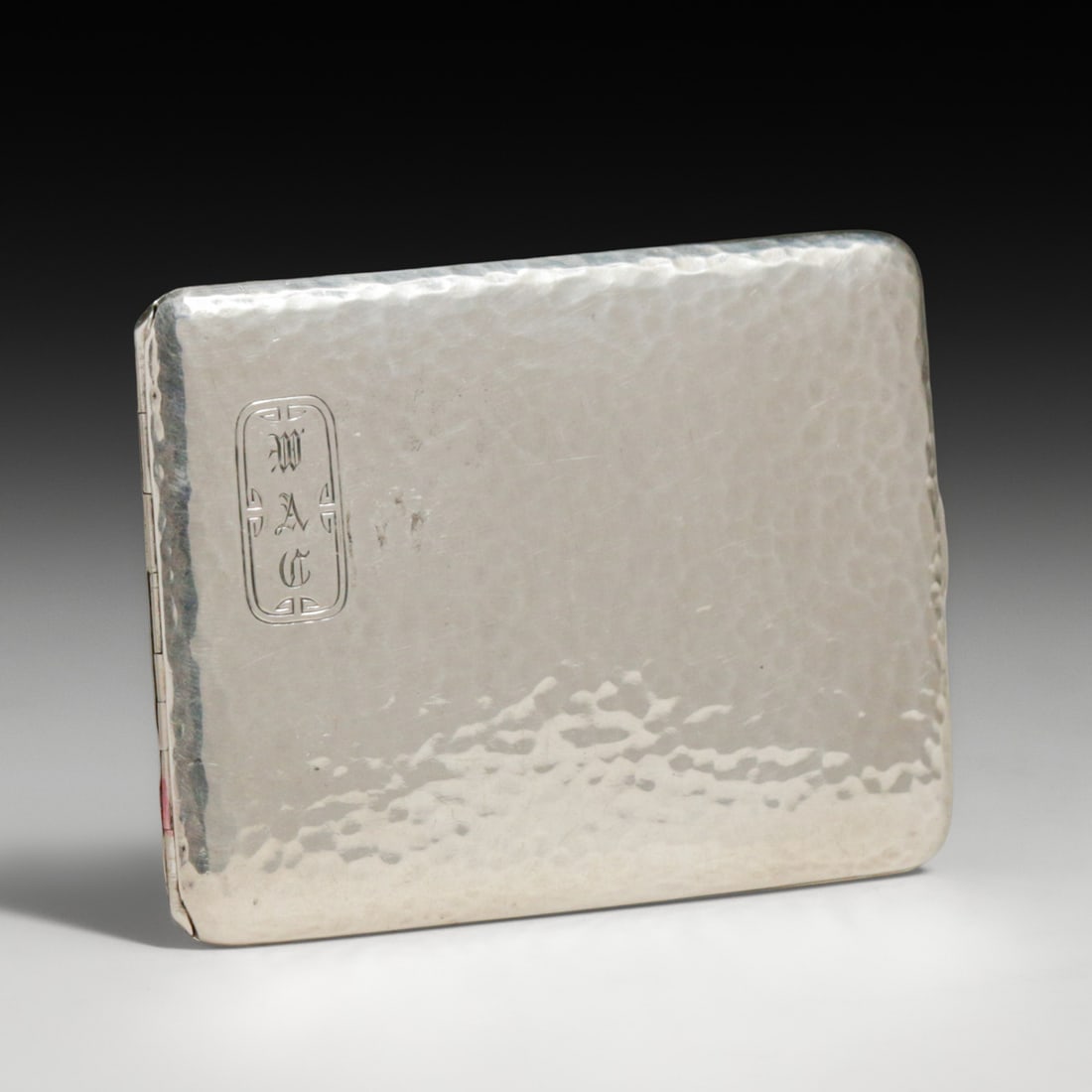 Webster Co. - North Attleboro, MA Hammered Sterling Silver Case c1900s: Webster Co. - North Attleboro, MA Hammered Sterling Silver Case c1900s. Signed. Excellent condition. 4 1/8"w x 3". 106 grams FREE NATIONWIDE SHIPPING Free Nationwide Shipping within the lower 48 state