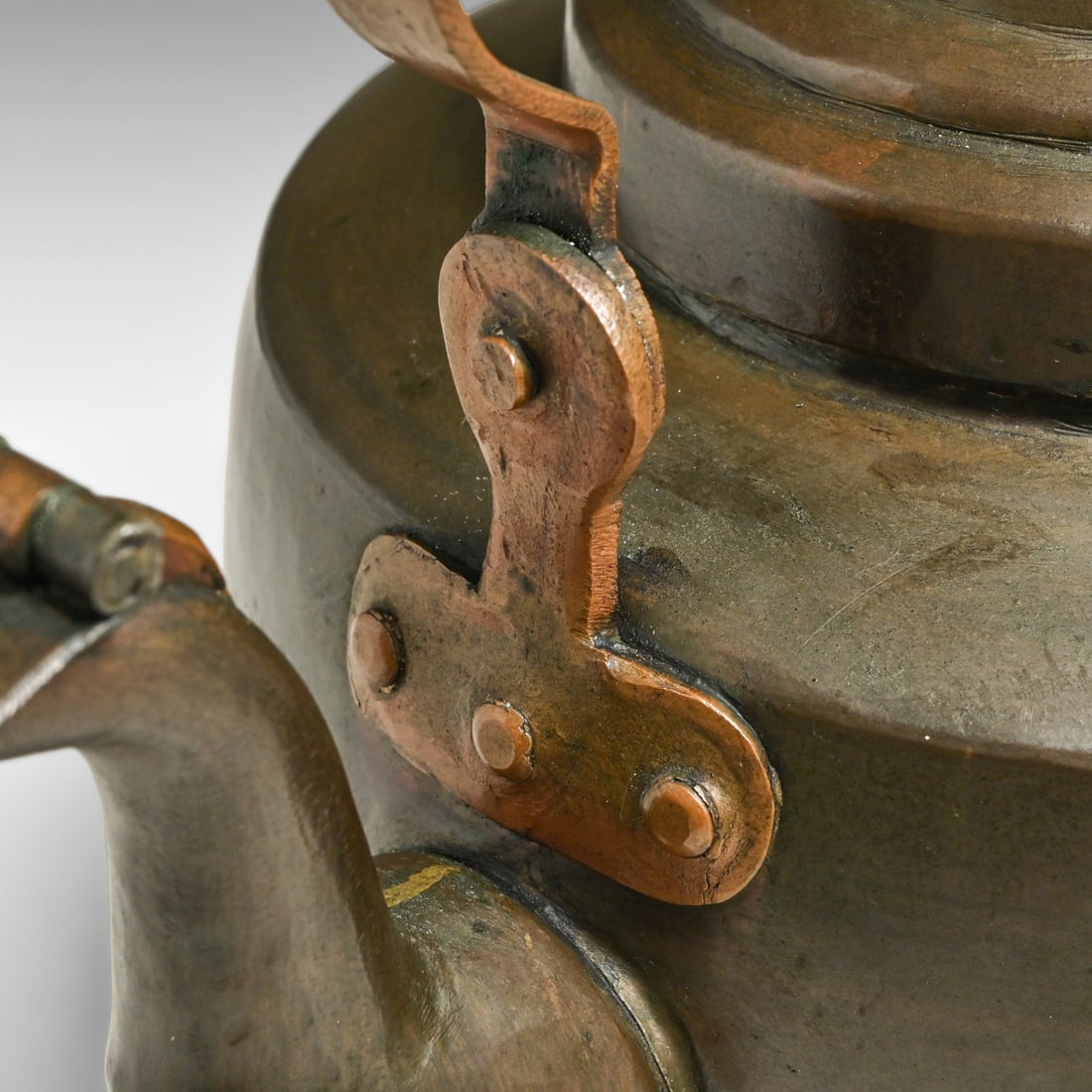 Early Dirk van Erp Hammered Copper Teapot c1908-1909 - 5