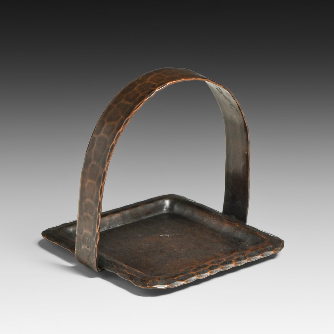 Roycroft Hammered Copper Square Handled Tray c1920s: Roycroft Hammered Copper Square Handled Tray c1920s. Signed. Excellent new patina. 2.5"h x 2.5" x 2.5". FREE NATIONWIDE SHIPPING Free Nationwide Shipping within the lower 48 states for all purchases a
