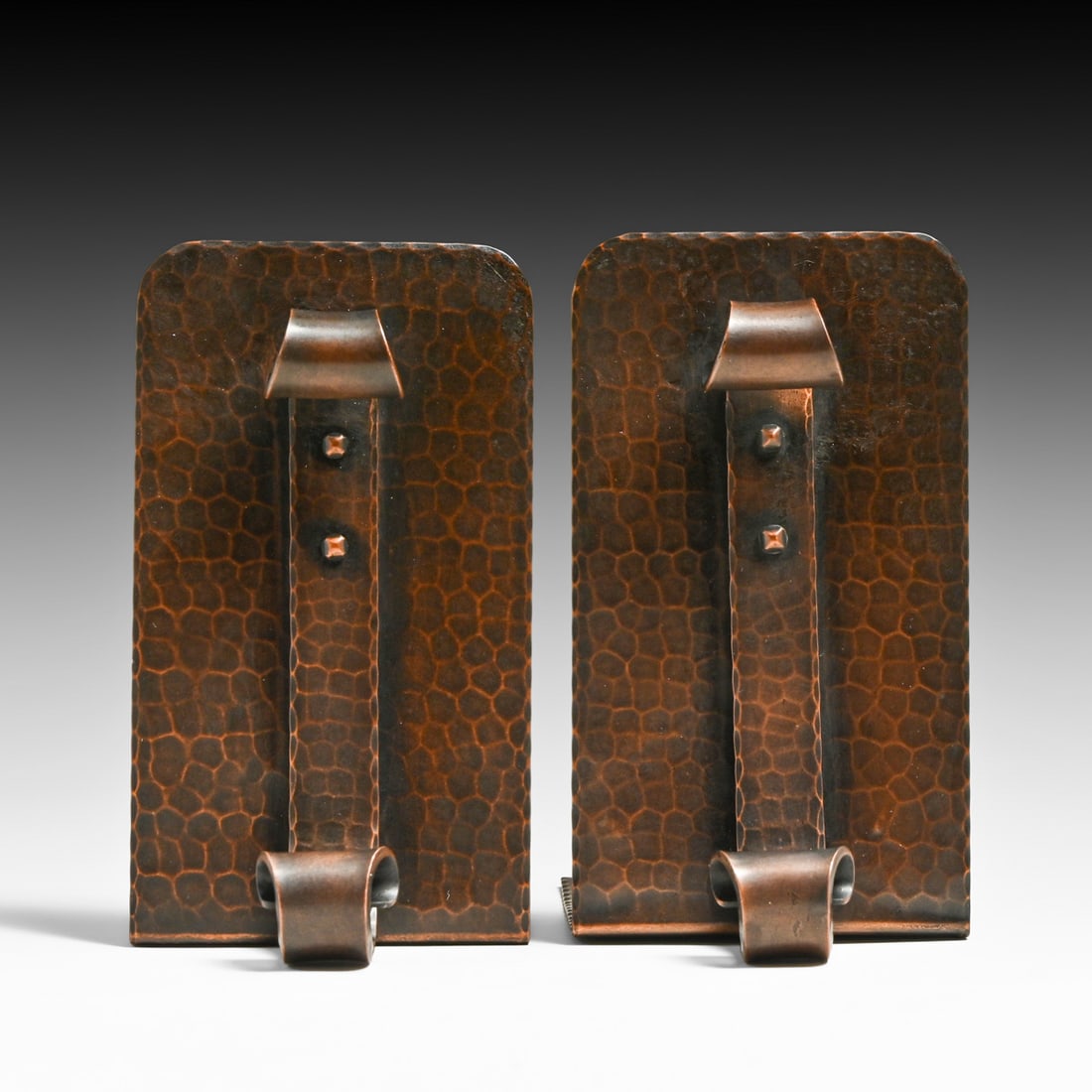 Roycroft Hammered Copper Center-Strap Bookends c1920s (1 of 3)