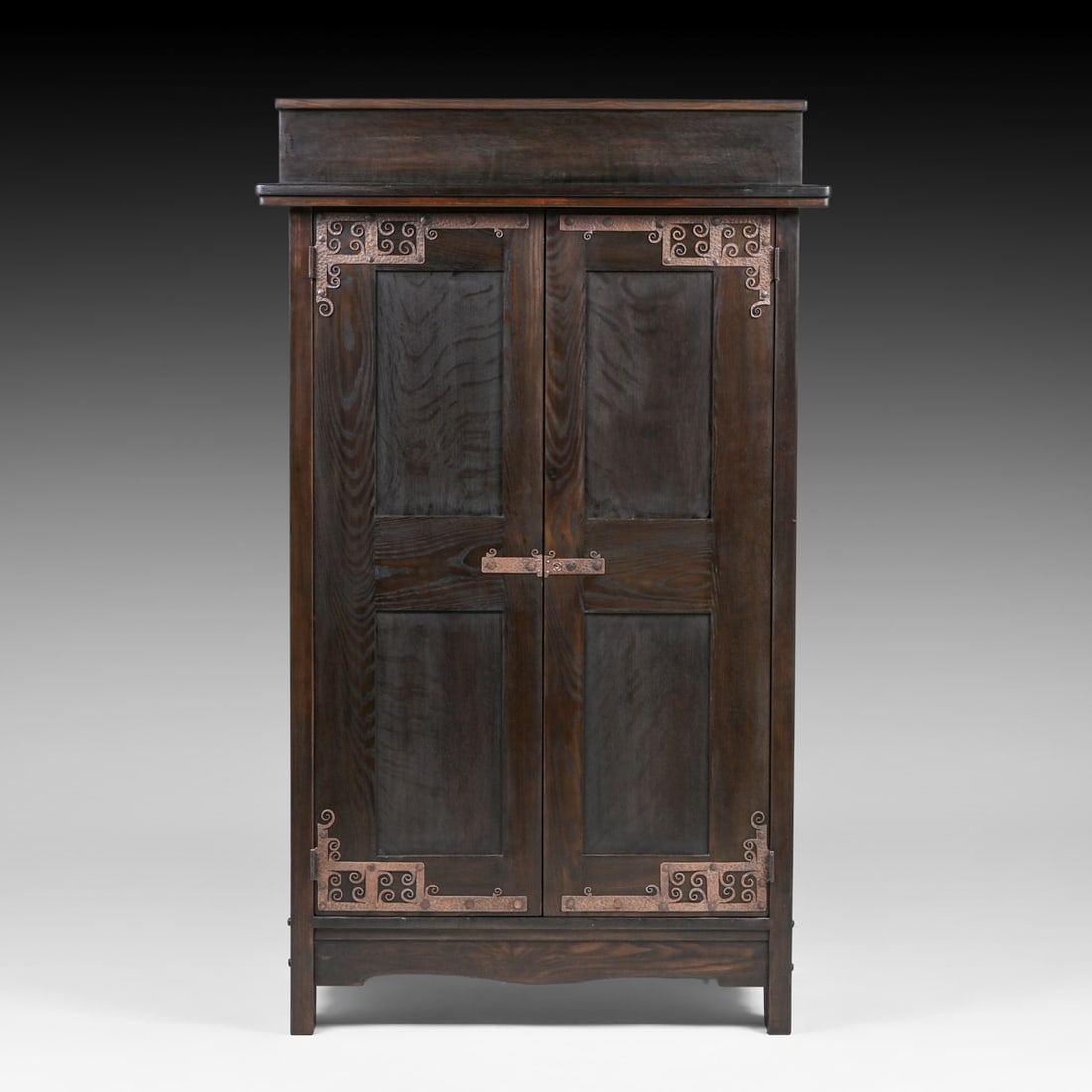Charles Rohlfs Chestnut Linen Press Cabinet 1905 (1 of 9)