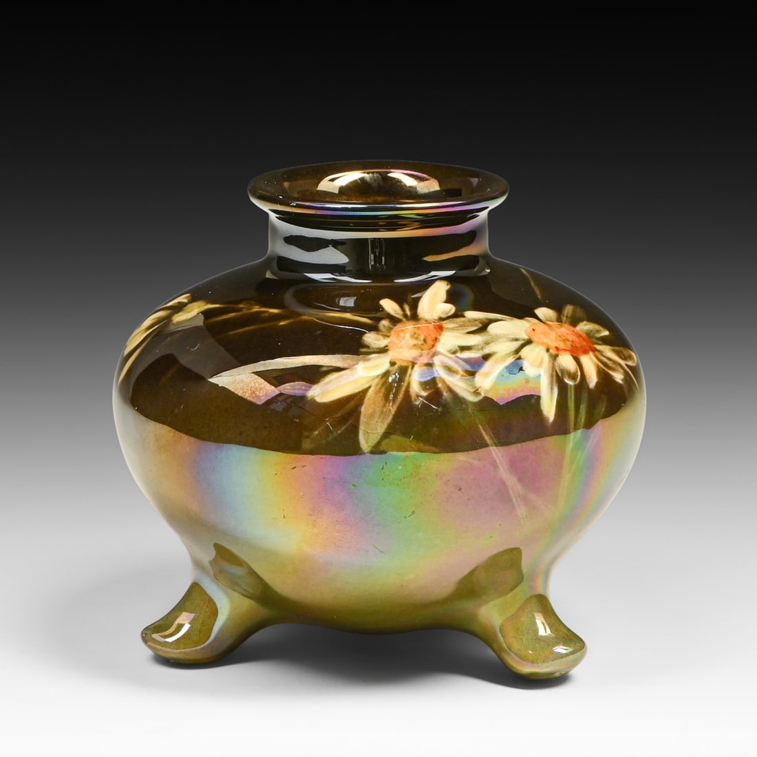Lonhuda Faience - Steubenville, OH Laura Fry Standard Glaze Luster Iridescent Vase c1892-1896: Lonhuda Faience - Steubenville, OH Laura Fry Standard Glaze Luster Iridescent Vase c1892-1896. Signed. Perfect condition. 3.75"h x 4"d FREE NATIONWIDE SHIPPING Free Nationwide Shipping within the