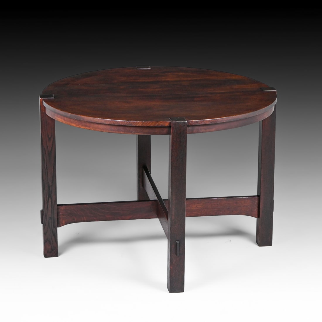Stickley Brothers 40"d Oak Lamp Table c1910 (1 of 4)