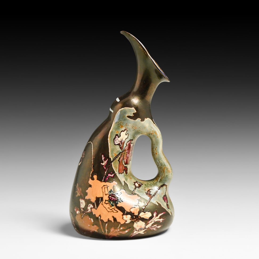 Ernst Wahliss "Pergamon" Art Nouveau Pottery Pitcher – Turn-Teplitz, Austria c1918: Ernst Wahliss "Pergamon" Art Nouveau Pottery Pitcher – Turn-Teplitz, Austria c1918. Signed. Perfect condition. 10"h x 5" x 4.5"w FREE NATIONWIDE SHIPPING Free Nationwide Shipping within the lower