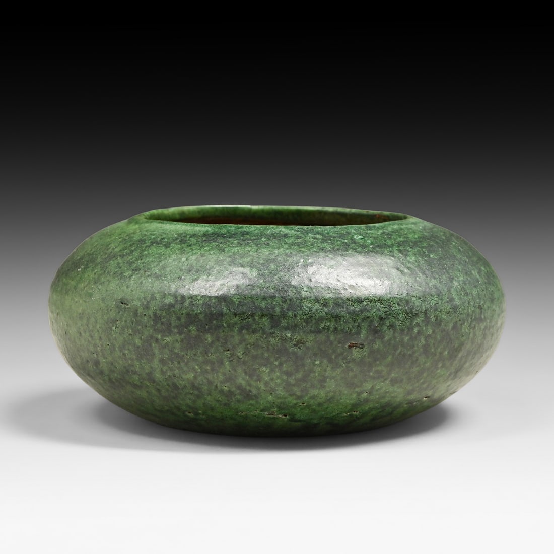 Merrimac Pottery Matte Green Closed Bowl c1910: Merrimac Pottery Matte Green Closed Bowl c1910. Glazed over signature partially visible. Invisible professional restoration to rim chip, otherwise perfect condition. 5"d x 2.25"h FREE NATIONWIDE