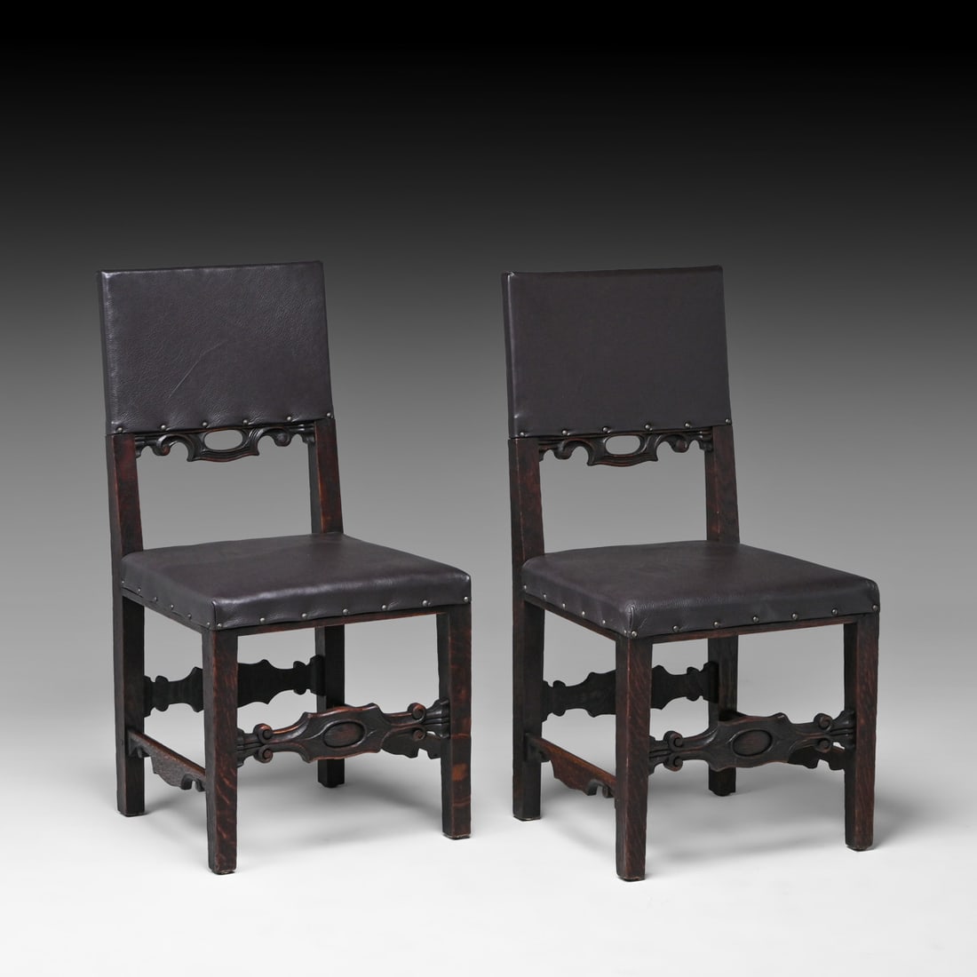 Pair Rose Valley Hand-Carved Oak Side Chairs c1901-1906: Pair Rose Valley Hand-Carved Oak Side Chairs c1901-1906. Signed with branded mark. Excellent original finish. Rock solid sturdy. 37.5"h x 19"w x 18"d FREE NATIONWIDE SHIPPING Free Nationwide Shipping