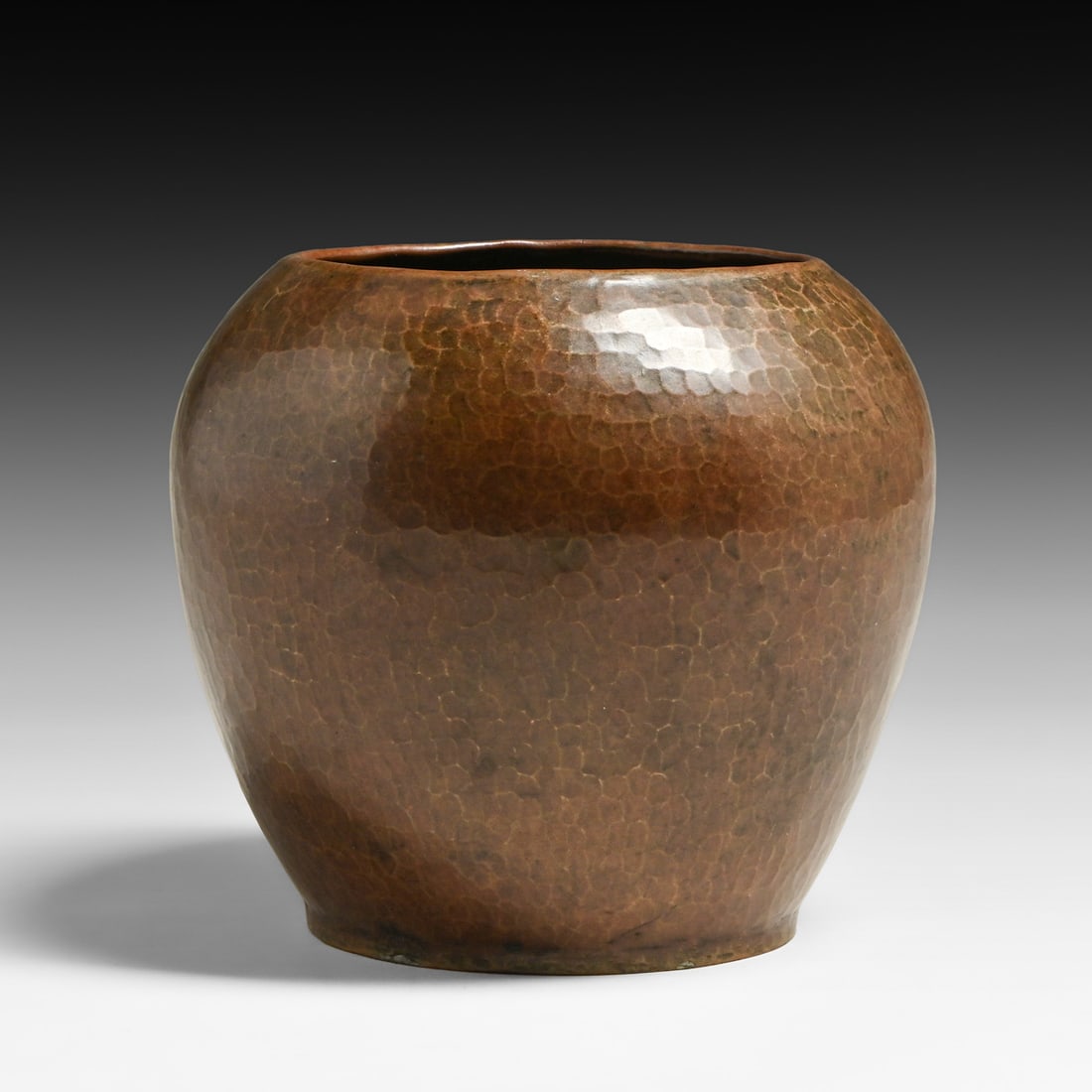 Dirk van Erp Hammered Copper Vase c1911-1912: Dirk van Erp Hammered Copper Vase c1911-1912. Signed with early, closed-box mark. 5.75"h x 6.25"d FREE NATIONWIDE SHIPPING Free Nationwide Shipping within the lower 48 states for all purchases at our