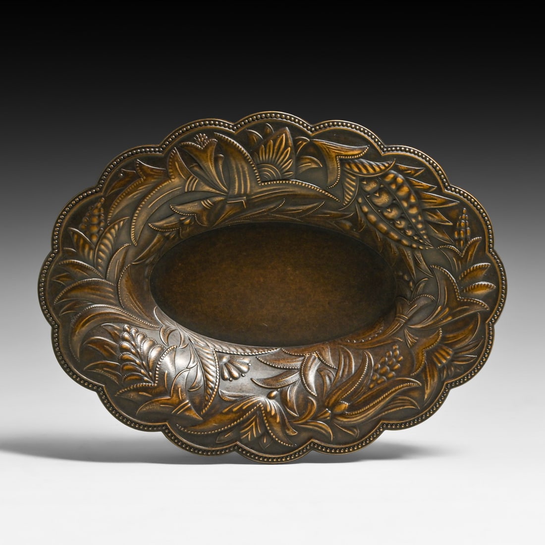WMF - German Art Nouveau Hammered Brass Tray c1905: WMF - German Art Nouveau Hammered Brass Tray c1905. Signed. Excellent new patina. 7.25" x 5.5" FREE NATIONWIDE SHIPPING Free Nationwide Shipping within the lower 48 states for all purchases at our Two