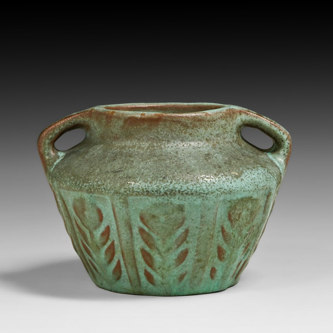 Van Briggle #522 Matte Glazed Two-Handled Vase 1906 (1 of 5)
