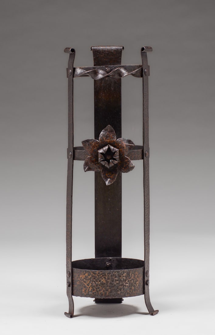 Arts & Crafts Period Hand-Forged Iron & Copper Umbrella Stand c1920: Arts & Crafts Period Hand-Forged Iron & Copper Umbrella Stand c1920. Unsigned. Excellent original patina. 26.75"h x 8.5"d FREE NATIONWIDE SHIPPING Free Nationwide Shipping within the lower 48 states