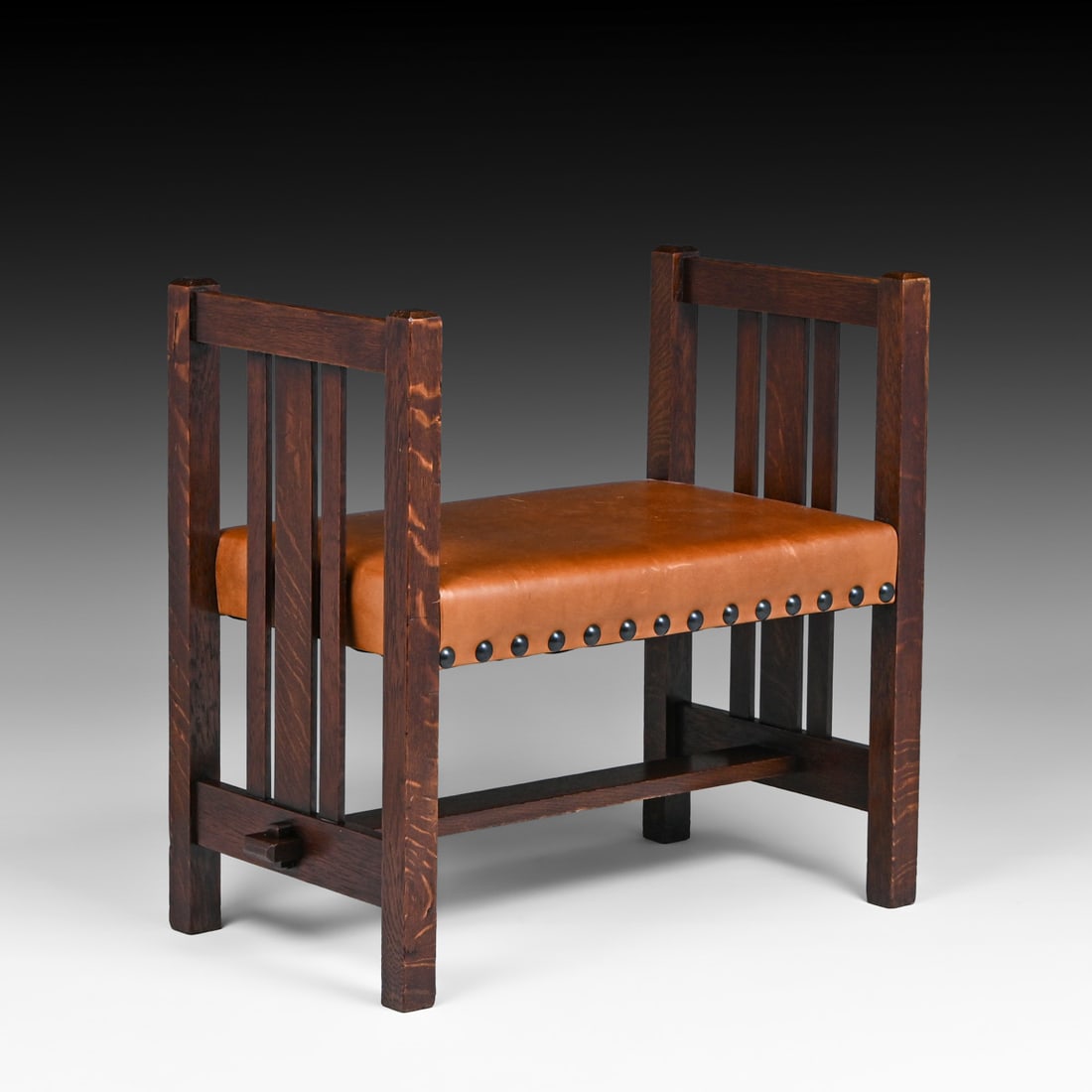 Grand Rapids Arts & Crafts Oak Slatted Window Seat c1910: Grand Rapids Arts & Crafts Oak Slatted Window Seat c1910. Unsigned. Excellent original finish. Rock solid sturdy. 33.5"w x 18"d x 30"h FREE NATIONWIDE SHIPPING Free Nationwide Shipping within the lowe