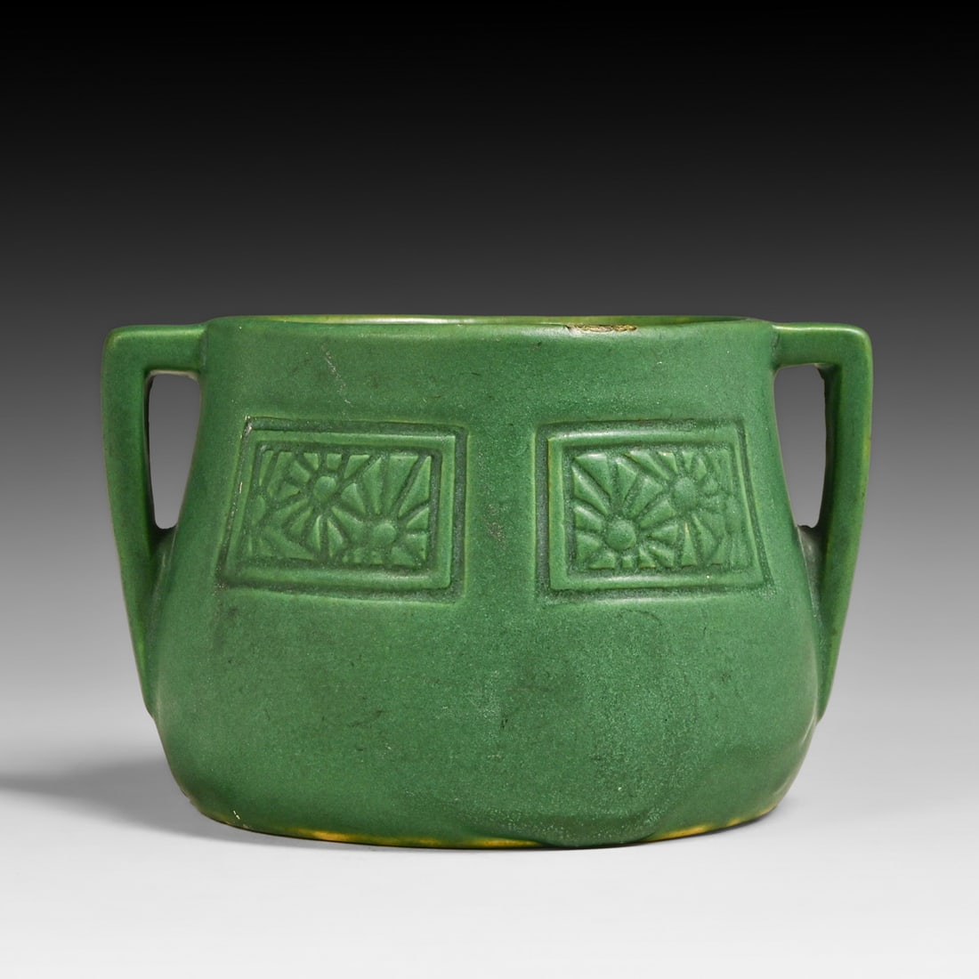 Weller Pottery Bedford Matte Green Sunflower Panel Handled Vase c1910: Weller Pottery Bedford Matte Green Sunflower Panel Handled Vase c1910. Unmarked. Cracked. 5.25" x 3.5" FREE NATIONWIDE SHIPPING Free Nationwide Shipping within the lower 48 states for all purchases
