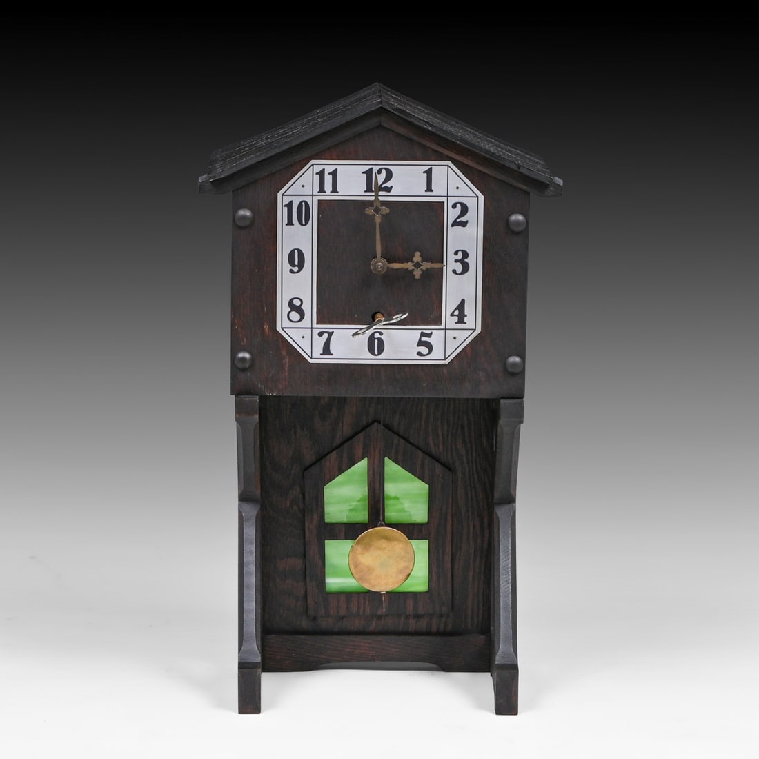 Arts & Crafts Mission Oak Green Slag Glass Shelf Clock c1910: Arts & Crafts Mission Oak Green Slag Glass Shelf Clock c1910. Unsigned. Excellent original finish. Clock mechanism work well. 20"h x 11.5"w x 6"d FREE NATIONWIDE SHIPPING Free Nationwide Shipping with