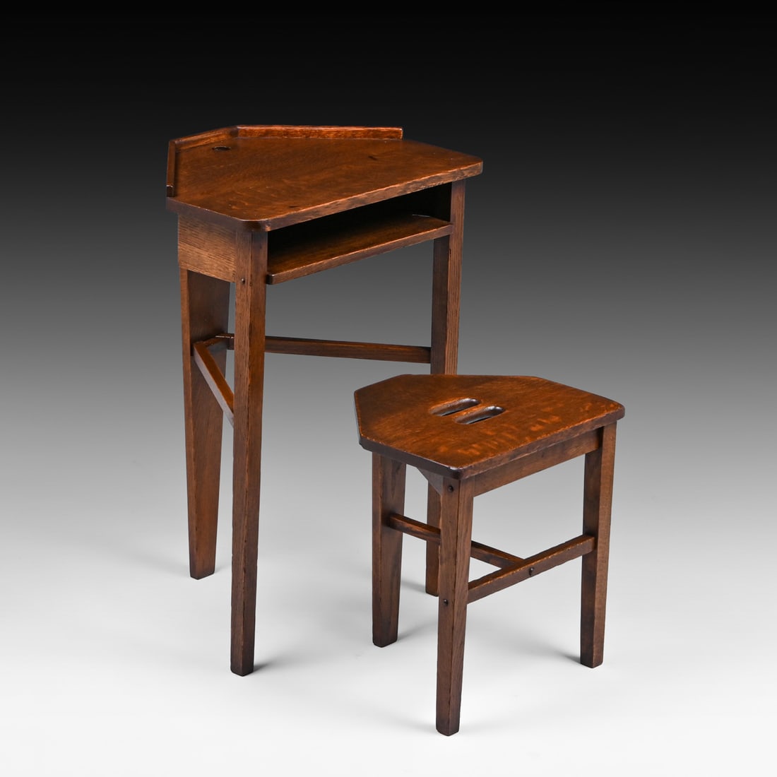 Grand Rapids Oak Corner-Shaped Telephone Table & Stool c1910 (1 of 5)
