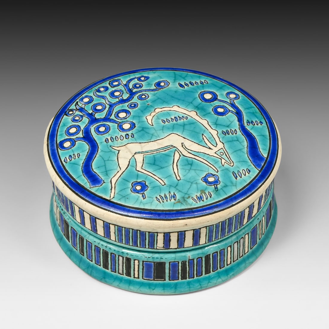 Longwy Art Deco Crackleware Gazelle Box c1925-1930: Longwy Art Deco Crackleware Gazelle Box c1925-1930. Signed. Perfect condition. 4.5"d x 1.5"h FREE NATIONWIDE SHIPPING Free Nationwide Shipping within the lower 48 states for all purchases at our Two-D