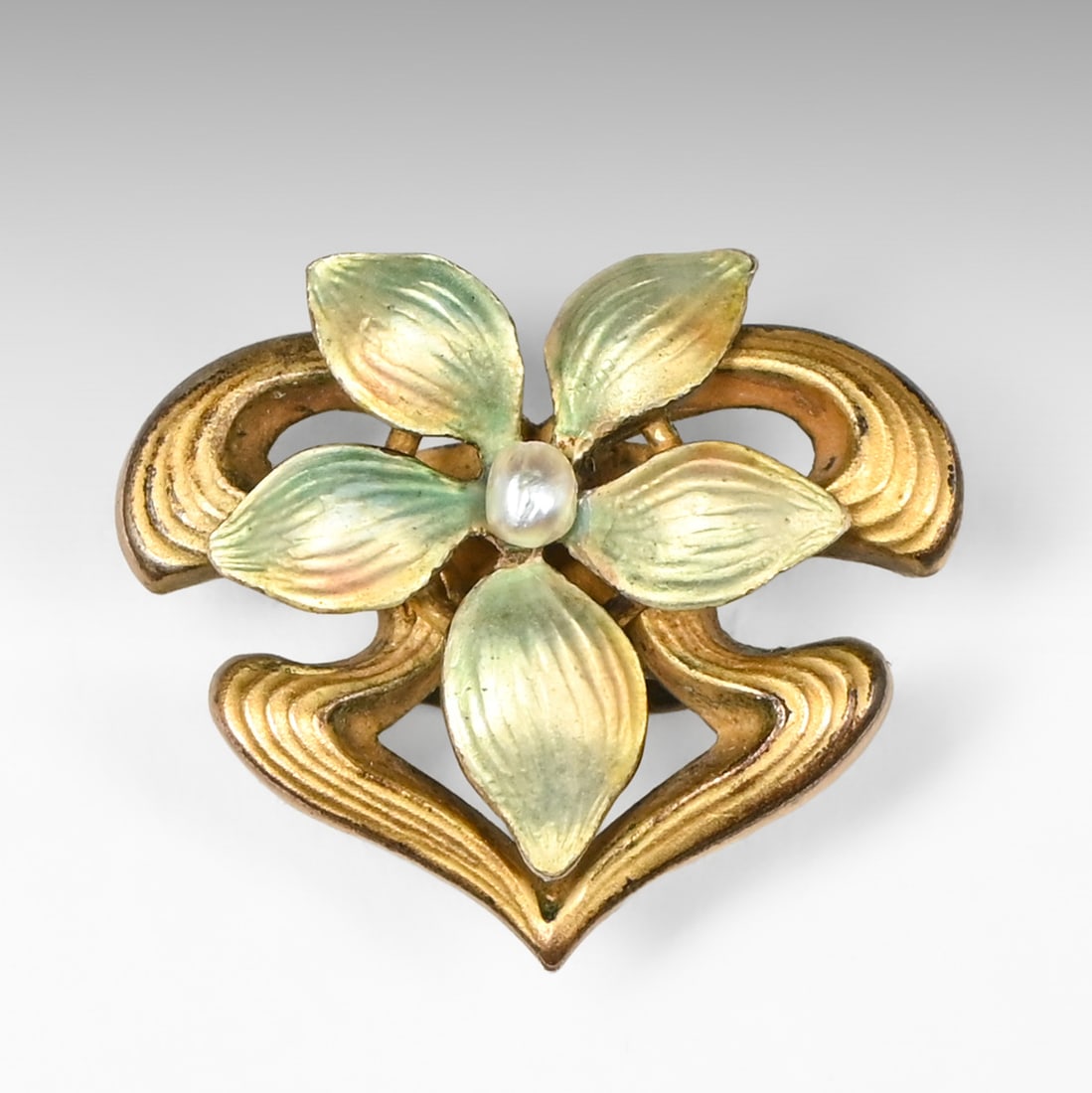 Art Nouveau Enamel & Baroque Pearl Scarf Clip c1910: Art Nouveau Enamel & Baroque Pearl Scarf Clip c1910. Unmarked. Excellent original condition with pristine enamel and an exceptionally well-preserved gilt finish. 0.75"d x 0.5"w FREE NATIONWIDE SHIPPIN